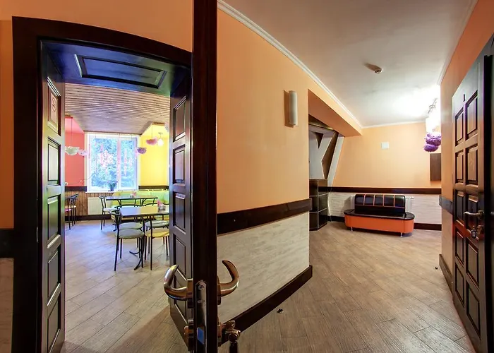 Hostel Free Way Yablunytsia